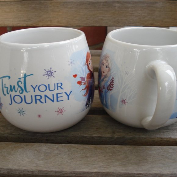 2019 FROZEN II = ELSA & ANNA = TRUST YOUR JOURNEY DISNEY MUGS 12 OZ. - Picture 3 of 5